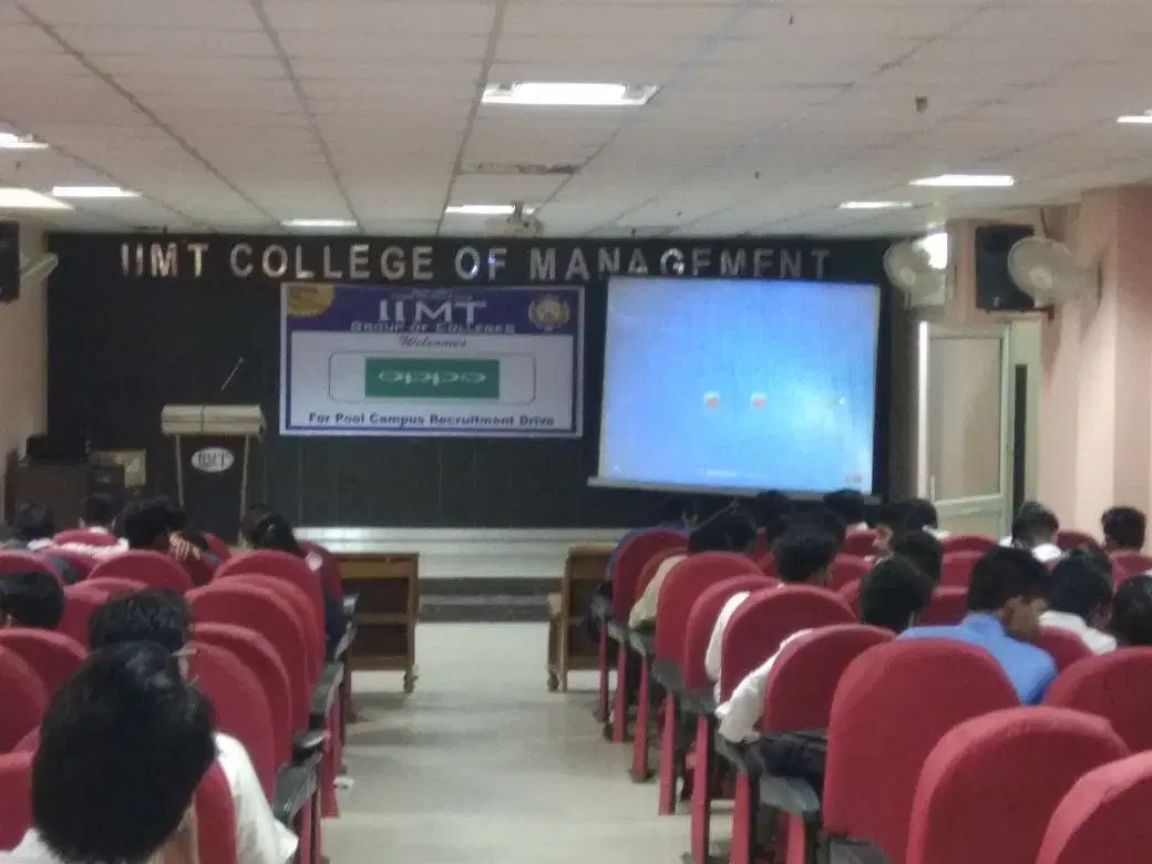 IIMT Greater Noida Placement photo 4